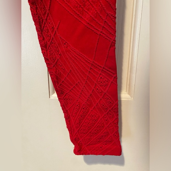 RED MATCHING WORKOUT SET - Picture 3 of 10